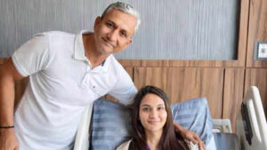 anaya with father sanjay bangar