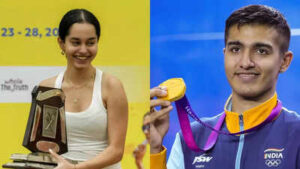 celebrating success in squash