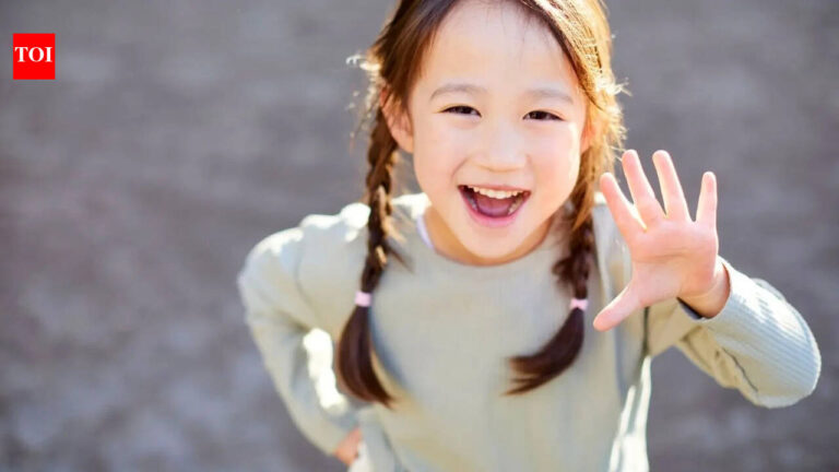 She cheered without hesitation: The parenting truth about raising children who feel deeply and fearlessly |