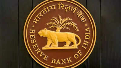 supply side disruptions pose growth price risks rbi mpc