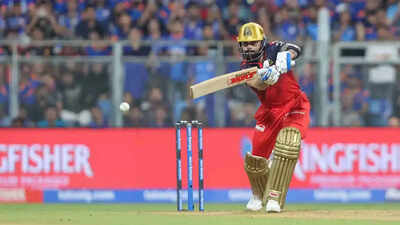 virat kohli 1204 ipl