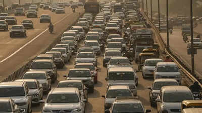 delhi motorists alert traffic challans now come with a 45 day limit