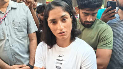vinesh phogat2 1105 sd