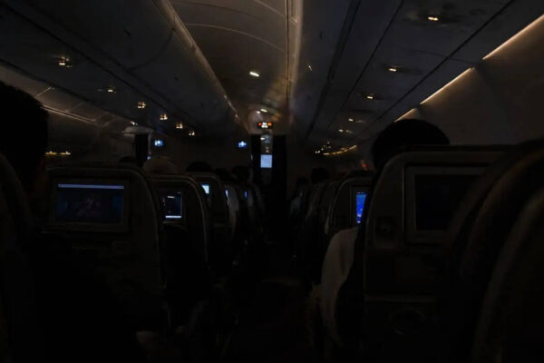 1781306272 photo