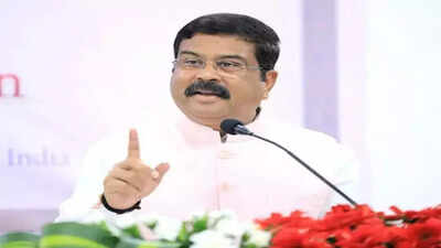 1782093372 dharmendra pradhan