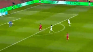 cristiano ronaldo wastes easy opportunities screengrab