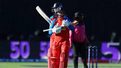 danni wyatt 1306 ecb