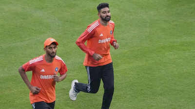 mohammed siraj and prasidh krishna pti photo