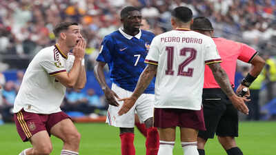 1784077433 spain france wcup soccer
