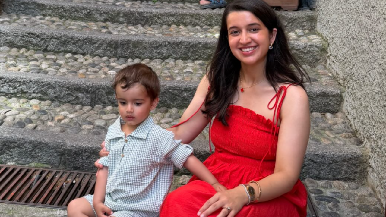 1784188551 photo