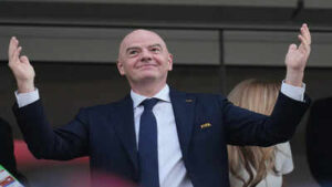 infantino says fifa will analyze using hydration breaks at future world cups