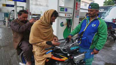 pakistan to revise fuel prices daily