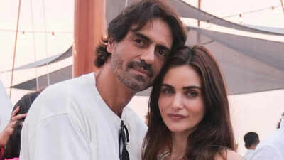 arjun rampal marries his girlfriend gabriella demetriades in goa after over six years of togetherness