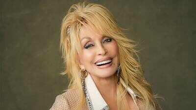 behind the rhinestones dolly parton reportedly endured a heartbreaking final battle in private