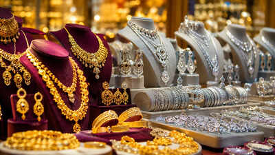 bullion prices hit 3 month highs as weak dollar boosts demand