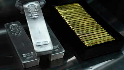 gold silver rate outlook
