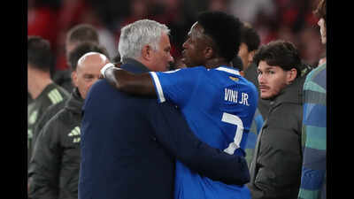 vinicius junior with jos mourinho