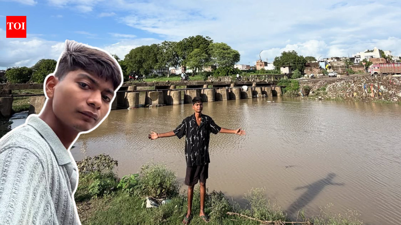 1788566872 photo