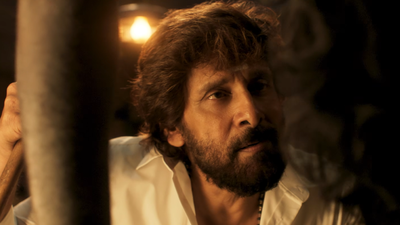 chiyaan vikram in power house promo