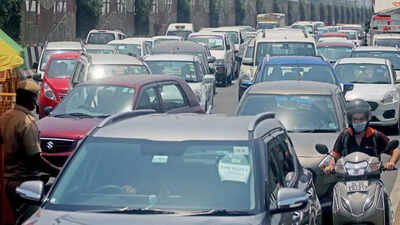 indias passenger vehicle market tilts towards cleaner fuels alternatives cross petrol report