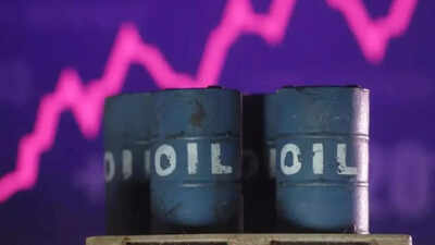 oil crosses 100 again as middle east attacks fuel supply fears