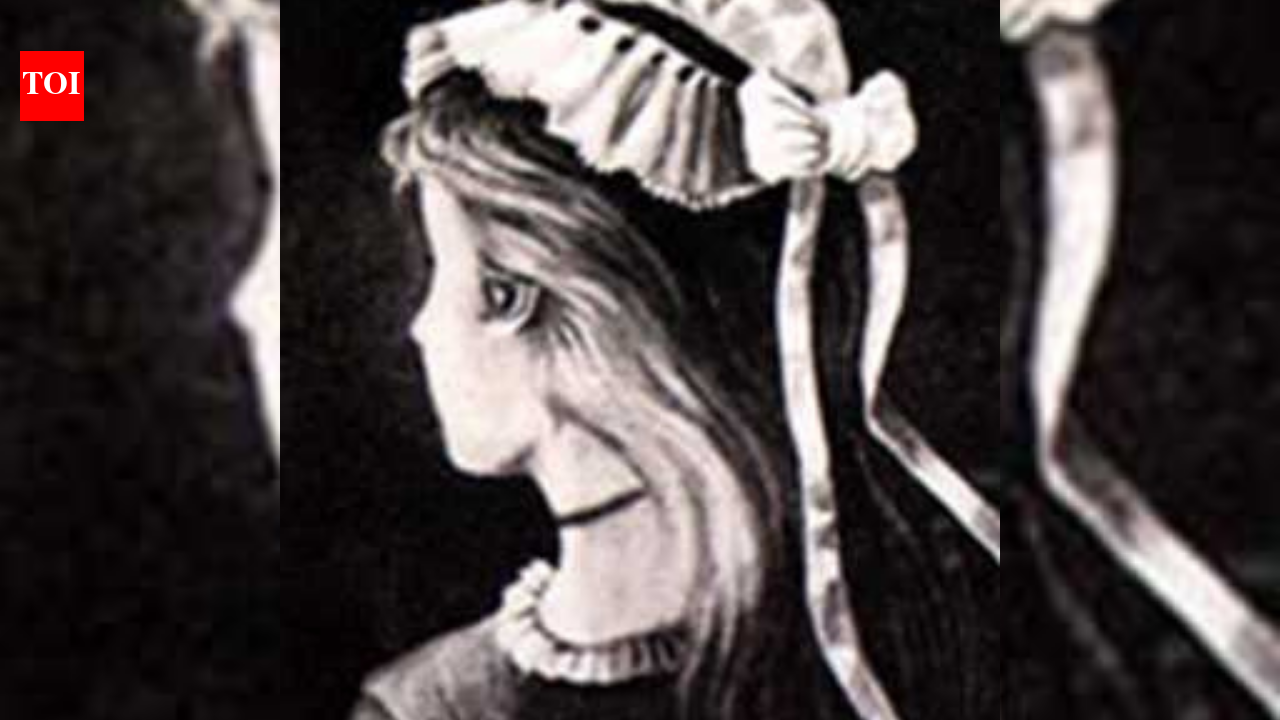 1791913284 photo