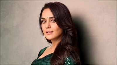 1793253633 deepika