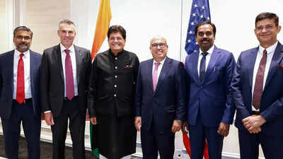 chicago us oct 03 ani union commerce and industry minister piyush goyal ad
