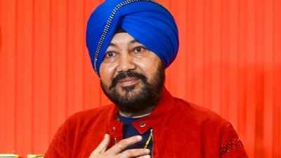 daler mehndi controversy fwice writes to pm modi amid viral drunk video