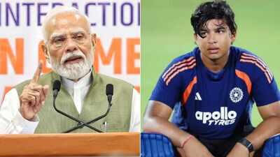 pm modi and vaibhav sooryavanshi