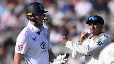 zak crawley shubman gill
